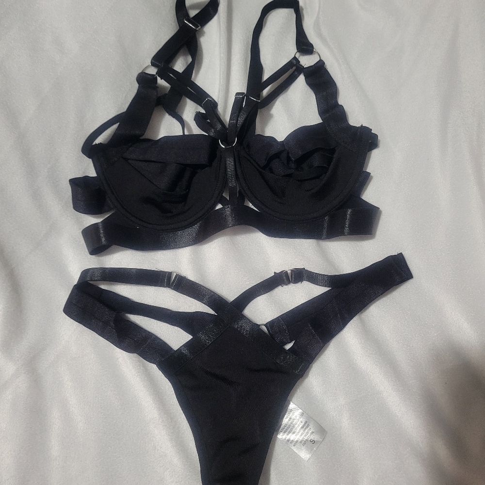 Lingerie/ Bra and Panty Set Brand new